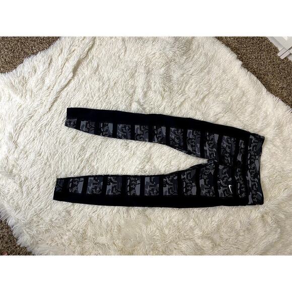 NIKE Running Dri Fit Leggings - Size Small - Picture 8 of 8